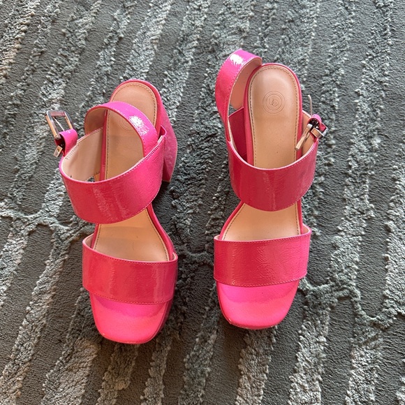 Urban Outfitters Pink/Fuschia Block Heel Sandals, Size 8/39 - Picture 2 of 7